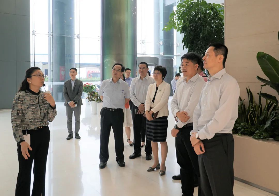 上海市委常委、副市长吴清一行莅临云顶技术调研指导